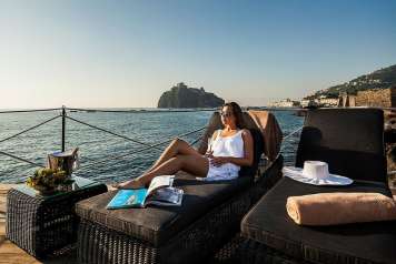 Grand Hotel Punta Molino Beach Resort & Spa - mese di Aprile - Entrata offerte